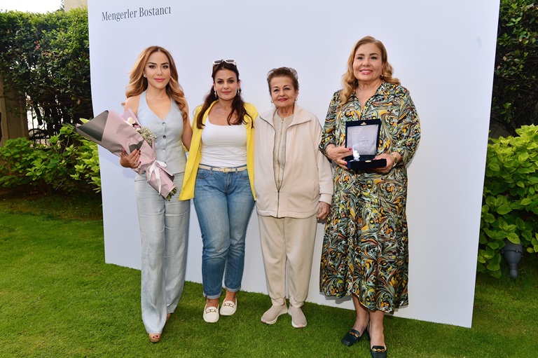 Mengerler Bostancı’dan İlham Veren Buluşma Mengerler Bostancı’dan İlham Veren Buluşma